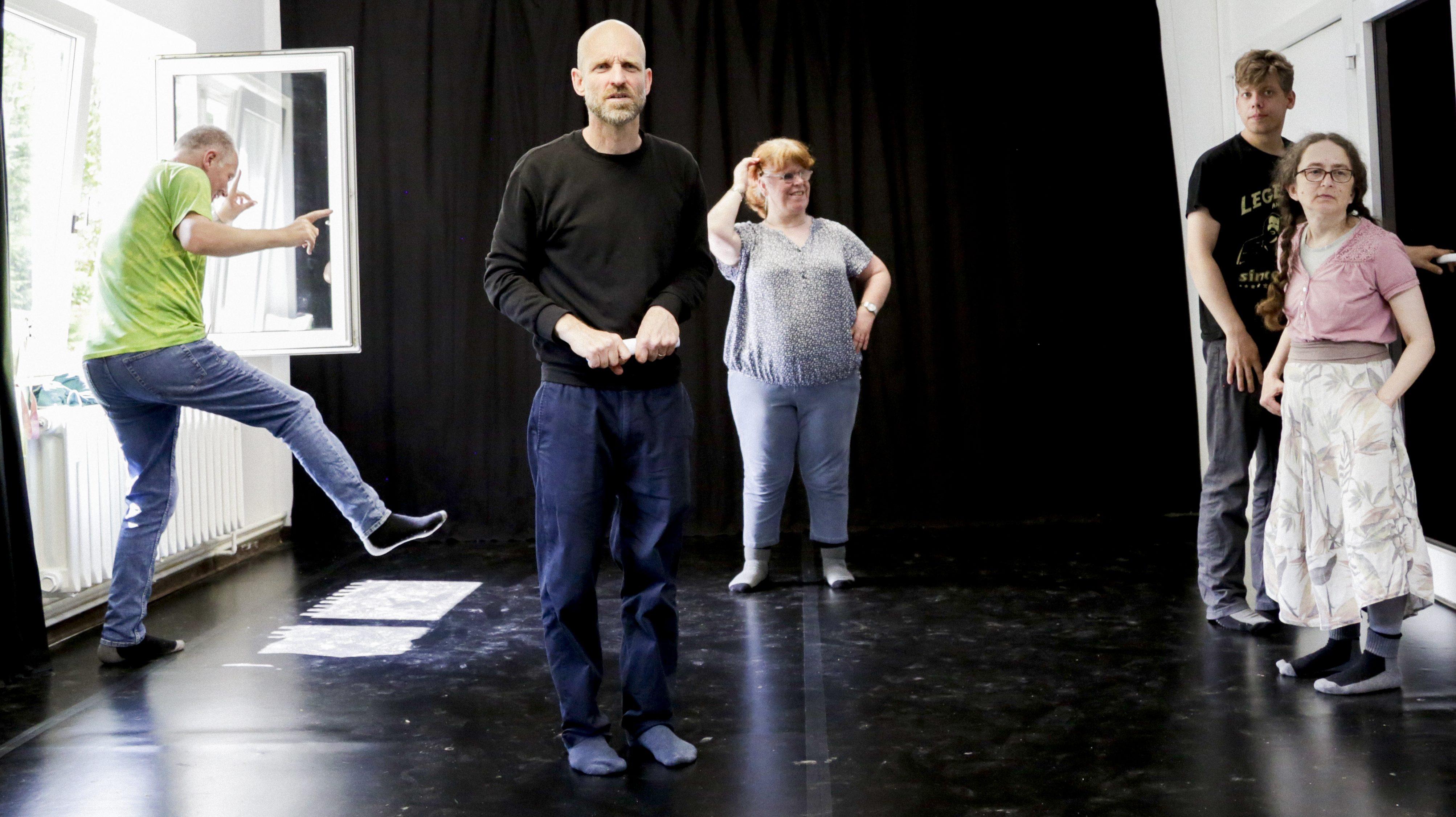 04a Theater MITEINANDE Rs Traumpartie Johanna Lucht 1