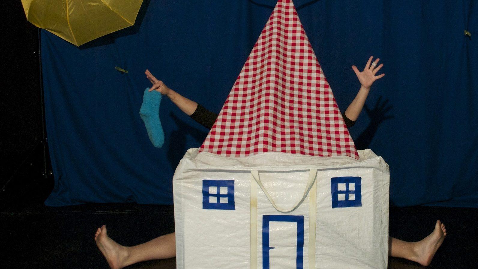 05b Figurentheater Esther Nicklas Socke Mond und Sterne Dara Feix 2