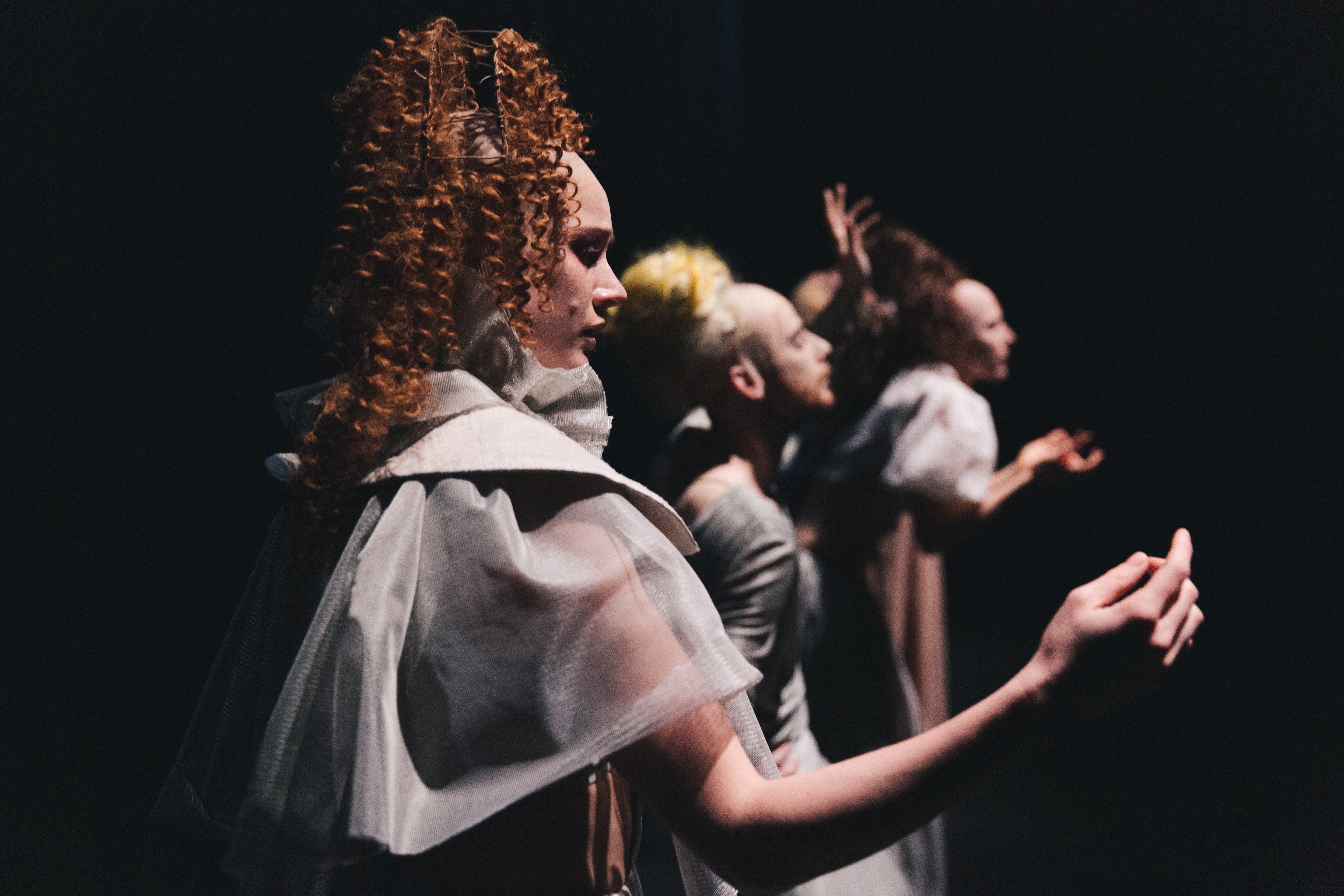 Seite 12 13 Cie Mossoux Bonte 02