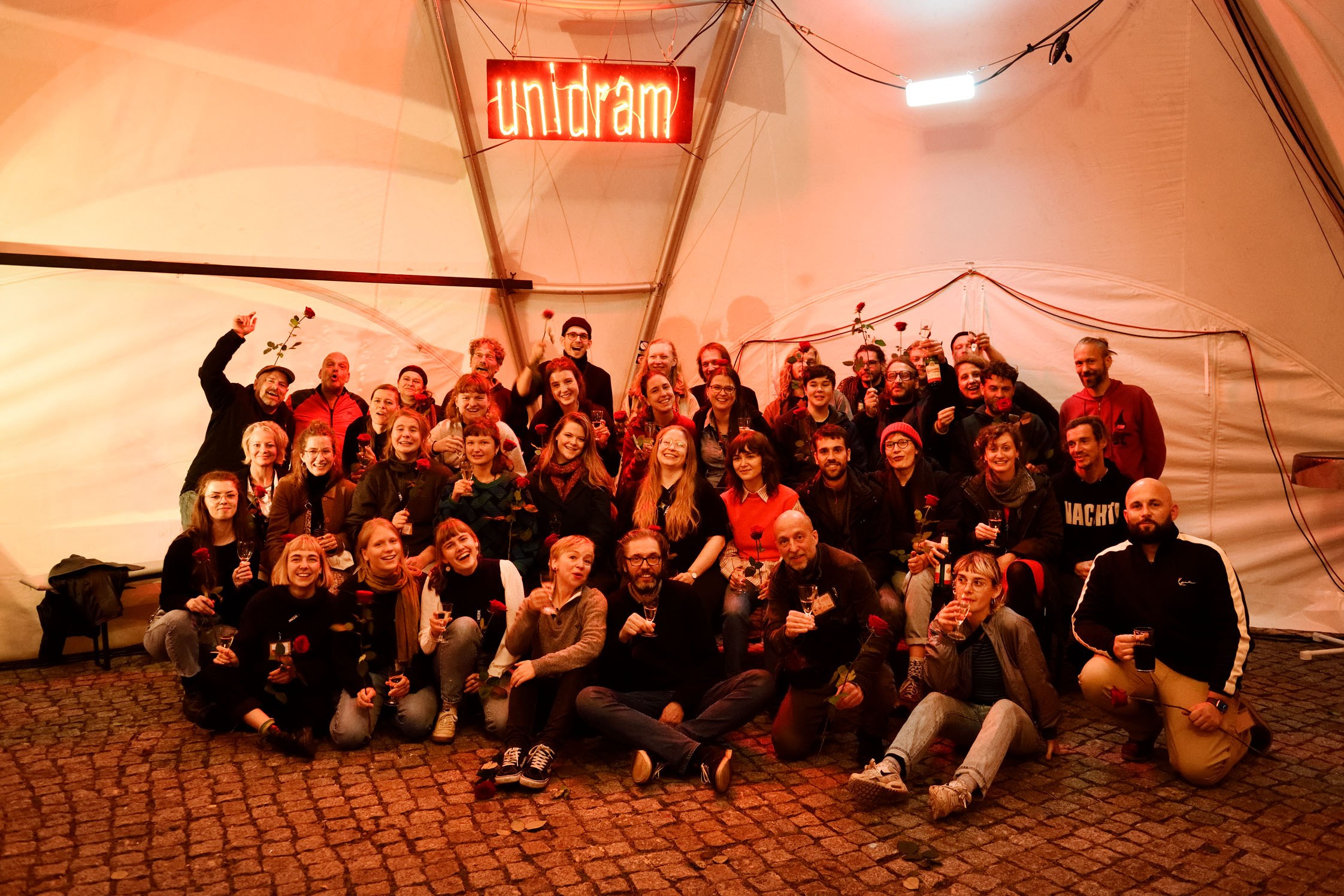 D90770036 Gruppenfoto UNIDRAM 2022